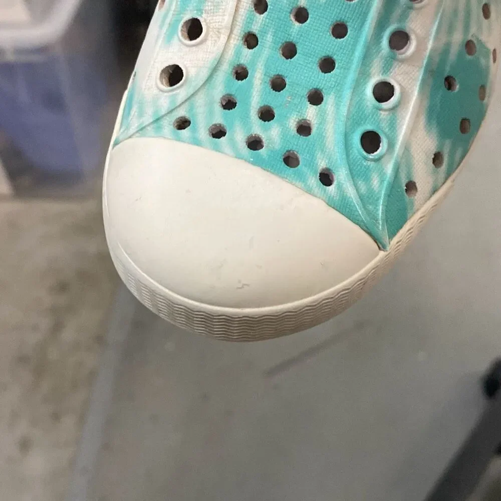Native Jeffersons shoes children’s size 10 ￼